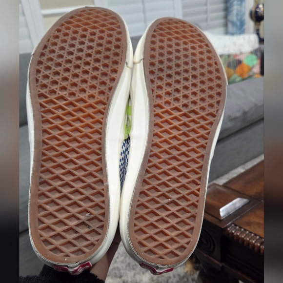 Vans Checkerboard Low-Top Sneakers in Lime & Navy - Picture 7 of 8